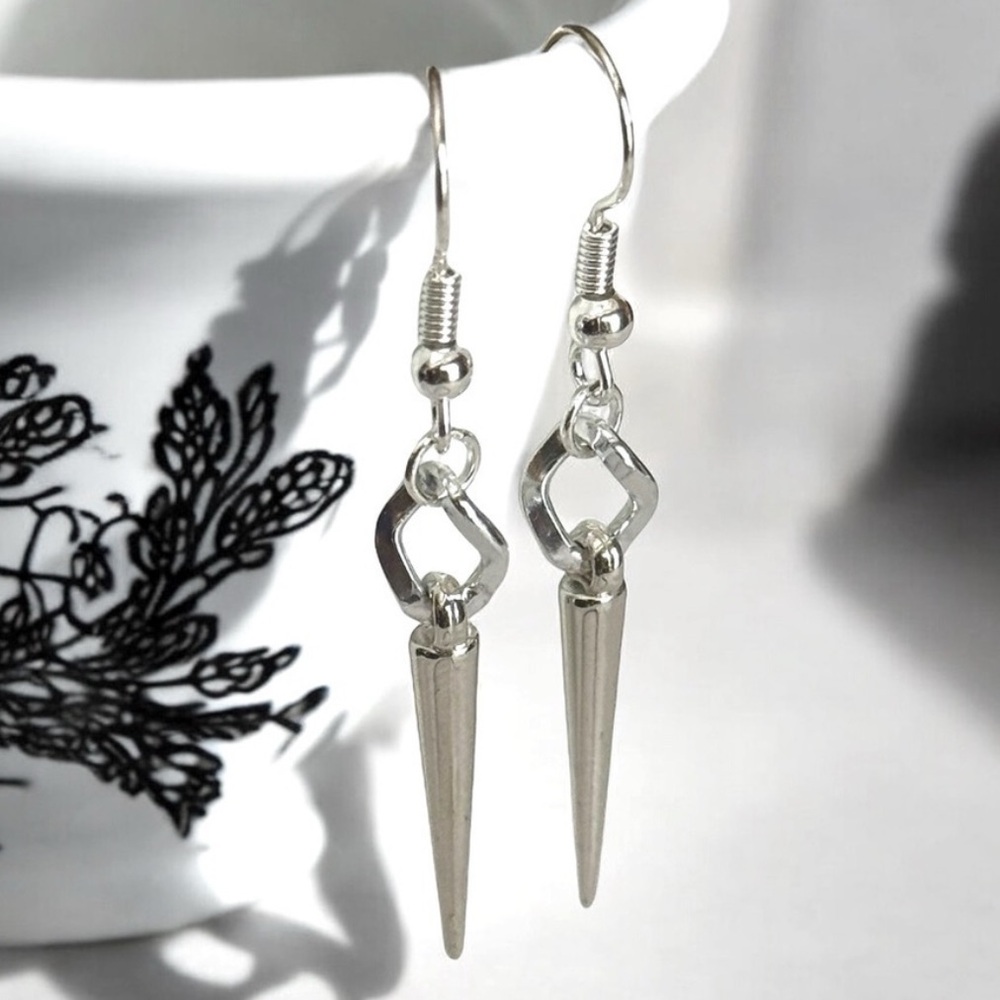 5 For $25💫Alternative Silver Punk Spike Cone Dangles Earrings